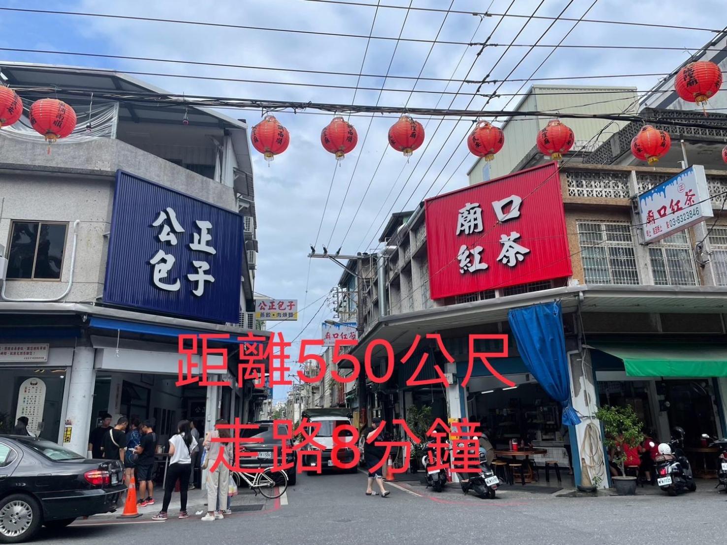 小小鋼琴家民宿&近夜市文創美食街 Città di Hualien Esterno foto